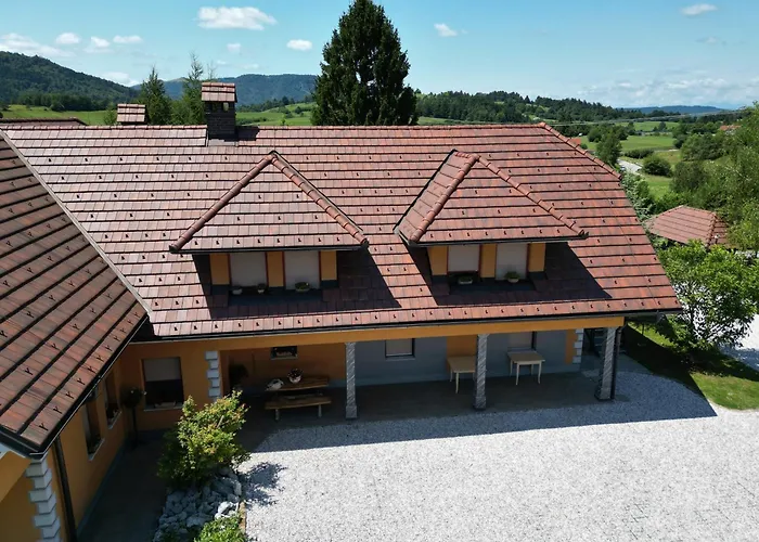 Bed & Breakfast Sobe In Apartma Portus