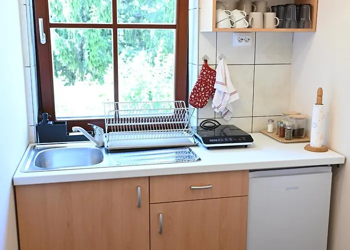 Sobe In Apartma Portus Bed & Breakfast 3*